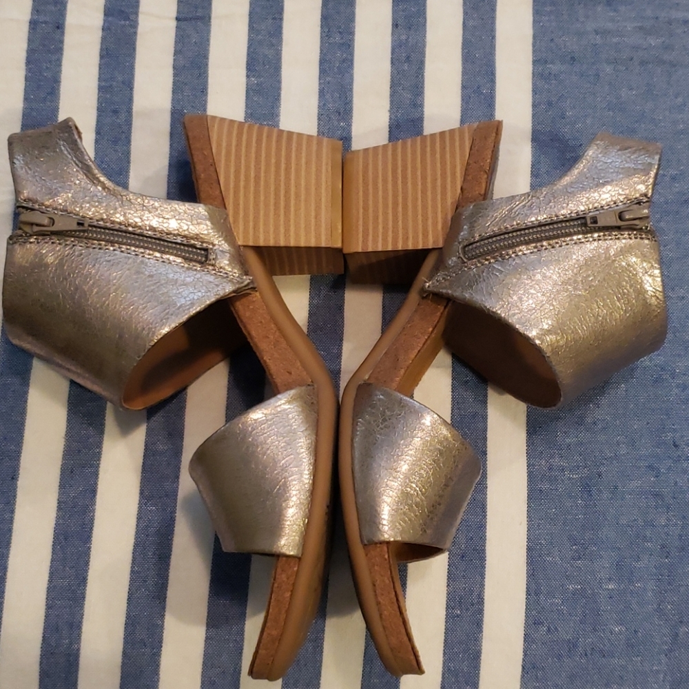 Eurosoft by Sofft Sandals 9/9.5